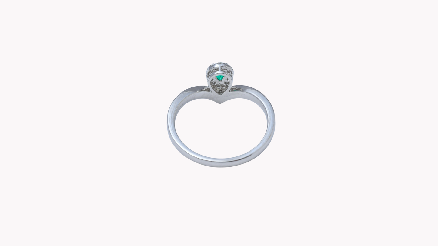 Emerald Leaf Pt900 0.150 ct_J Superlative 〜ジェイスパーラティブ 最上級の輝き〜