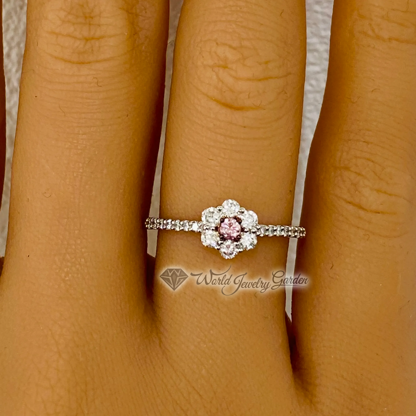 ダイアモンドフラワーリング 0.064カラット FANCY INTENSE PINK Fancy Vivid Color Diamonds~ファンシービビッドカラーダイアモンズ~ wr0013JRT0026