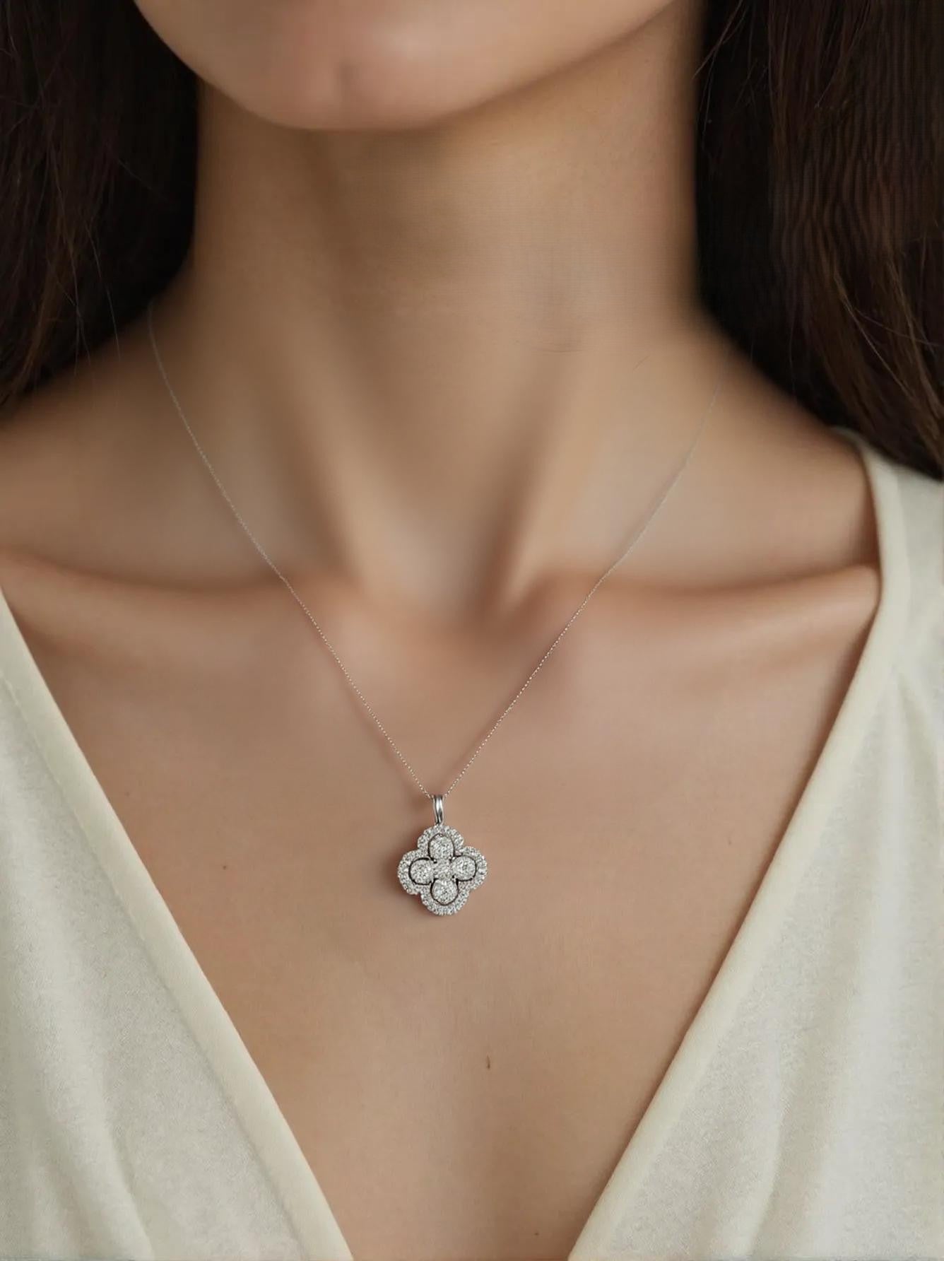 Cushion Halo Diamond Necklace K18WG_Belle Journée. 〜ベルジューネ 素敵な日〜