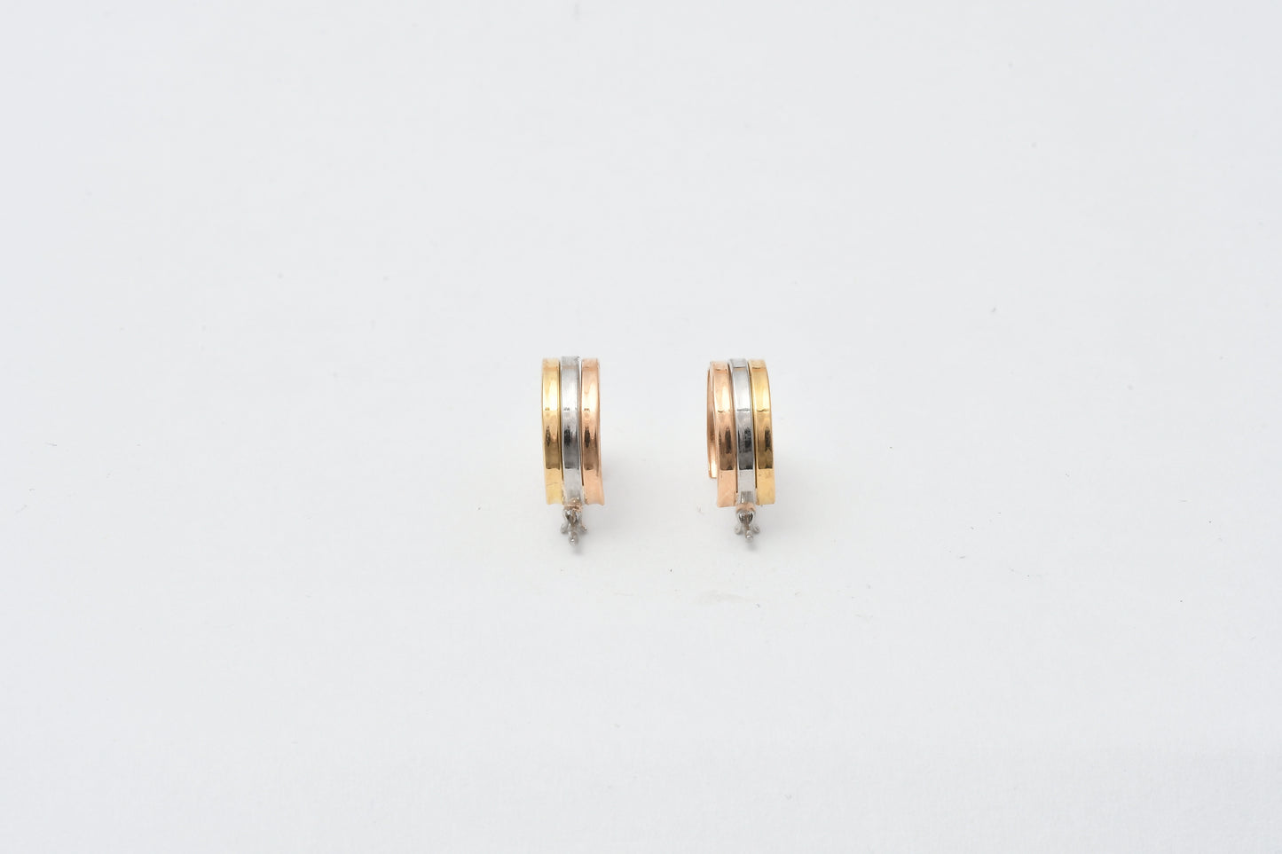 フープモチーフのプラチナ900×K18イエローゴールド×K18ピンクゴールドピアス 2