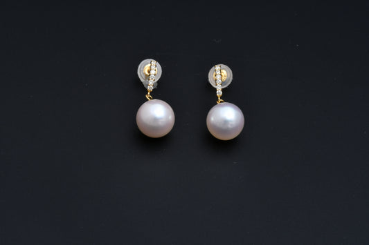 パール 8.0mm / × ダイヤ 0.03ct / K18 / ピアス__Aqua Grace（アクア・グレース）