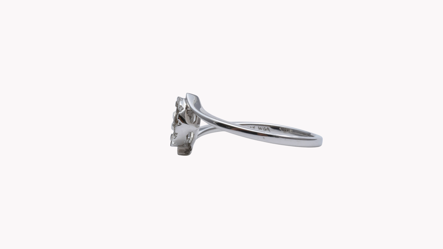 18K White Gold × Curve_NICE SPAKLE～ ナイス スパークル 素敵な輝き～