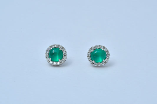 Emerald Cat’s-Eye Earrings Pt900