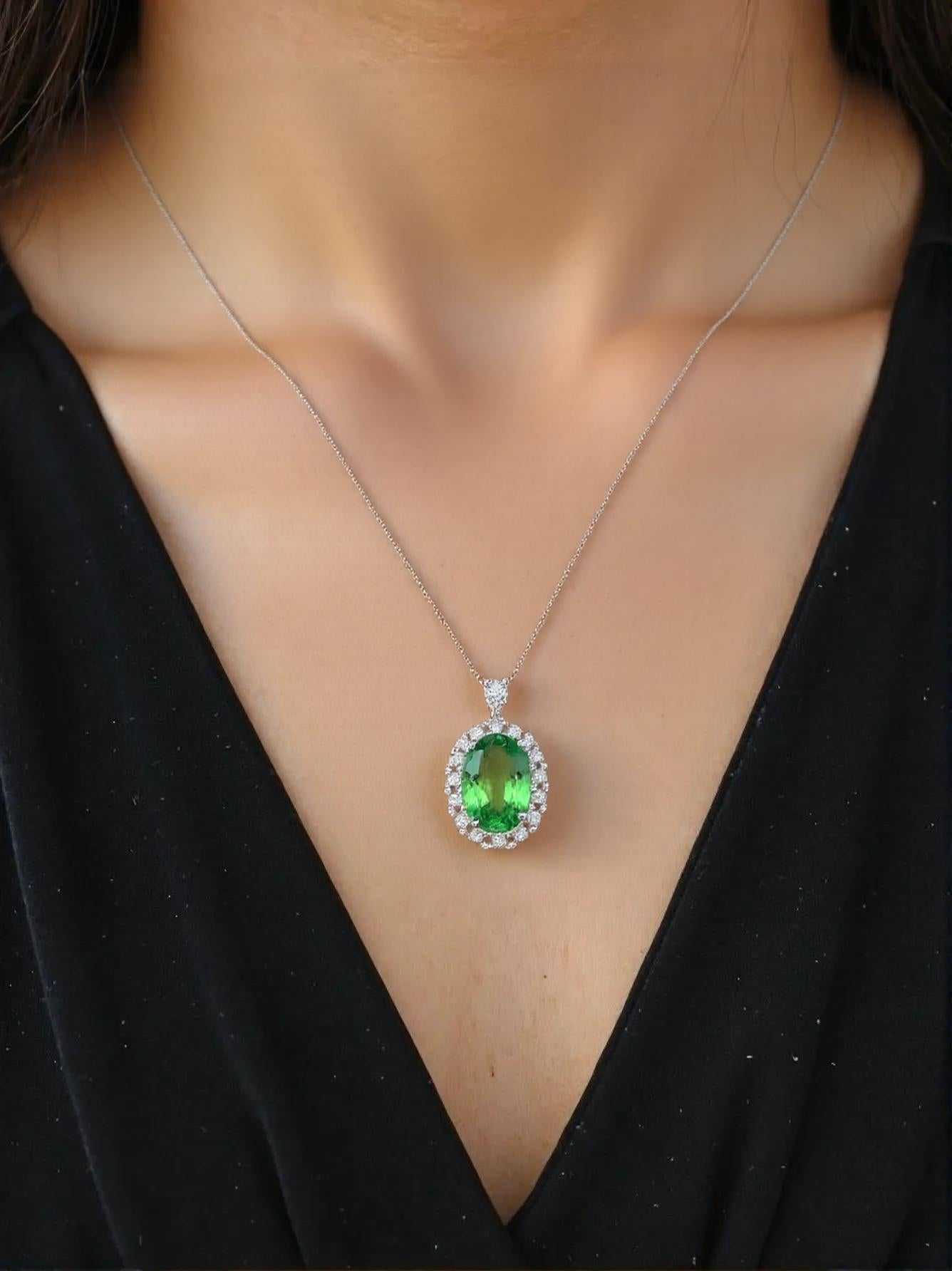 Paraiba Pendant w/Chain K18WG_Rara Bellezza 〜ララ ベレーツァ 稀代の美〜