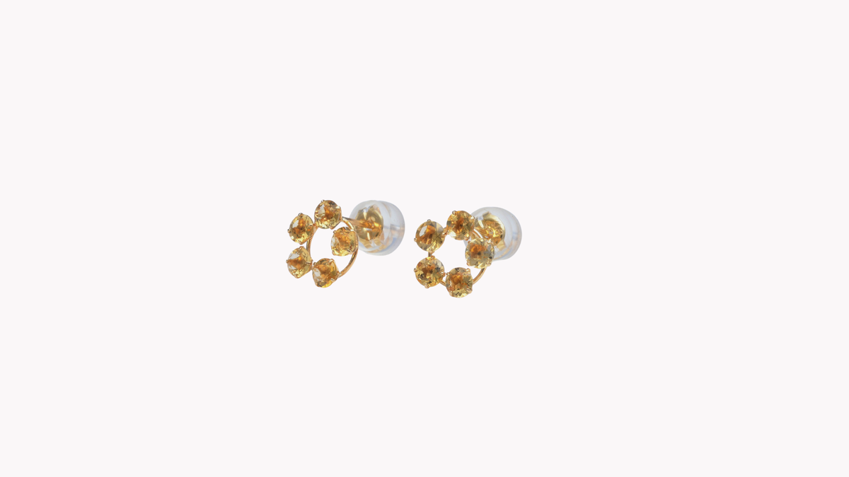 シトリンをあしらったK18イエローゴールドピアス 2